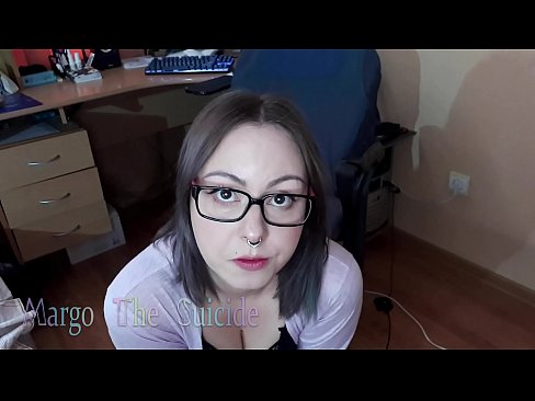 ❤️ Сексуальная Девушка В Очках Глубоко Сосет Фаллоимитатор На Камеру ️ Порно на нашем сайте ❌️❤