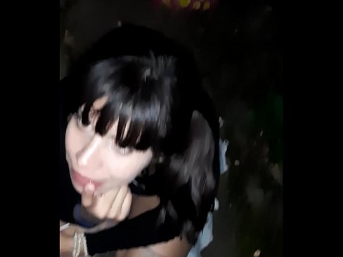 ❤️ На улице раздулся пенис в обмен на конфету ️ Порно на нашем сайте ❌️❤